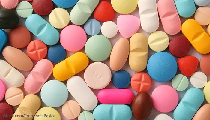 Tabletter i olika färger.